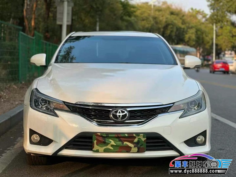 14年丰田锐志轿车抵押车出售