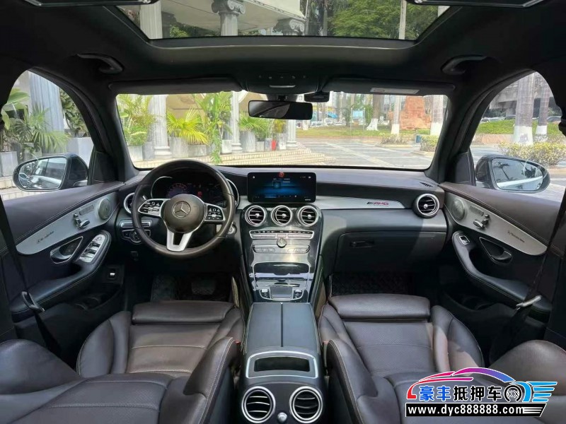 21年奔驰GLC轿车抵押车出售