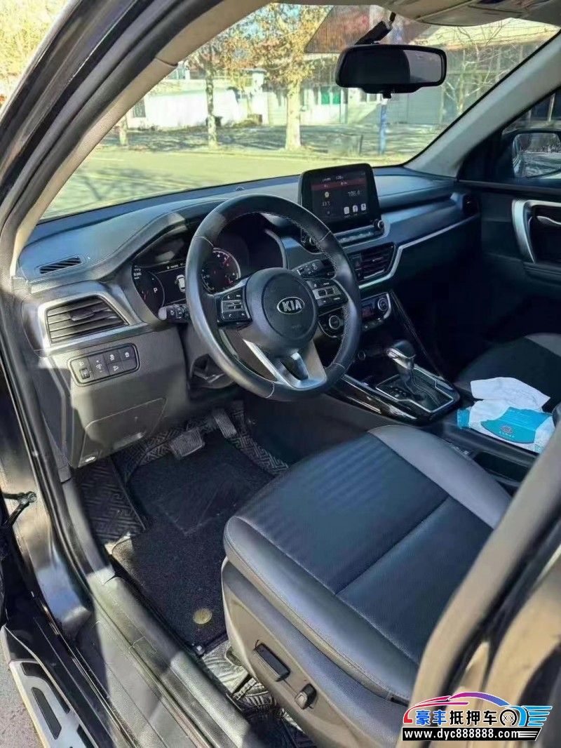 20年起亚智跑轿车抵押车出售