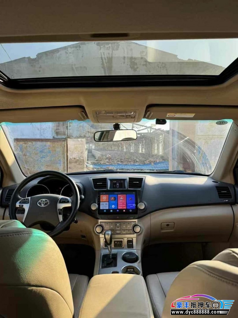 14年丰田汉兰达轿车抵押车出售