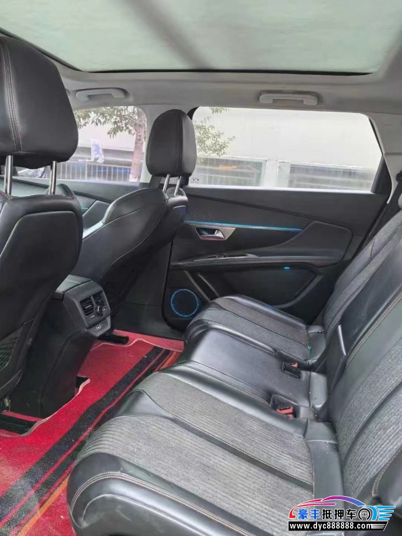 17年标致5008轿车抵押车出售