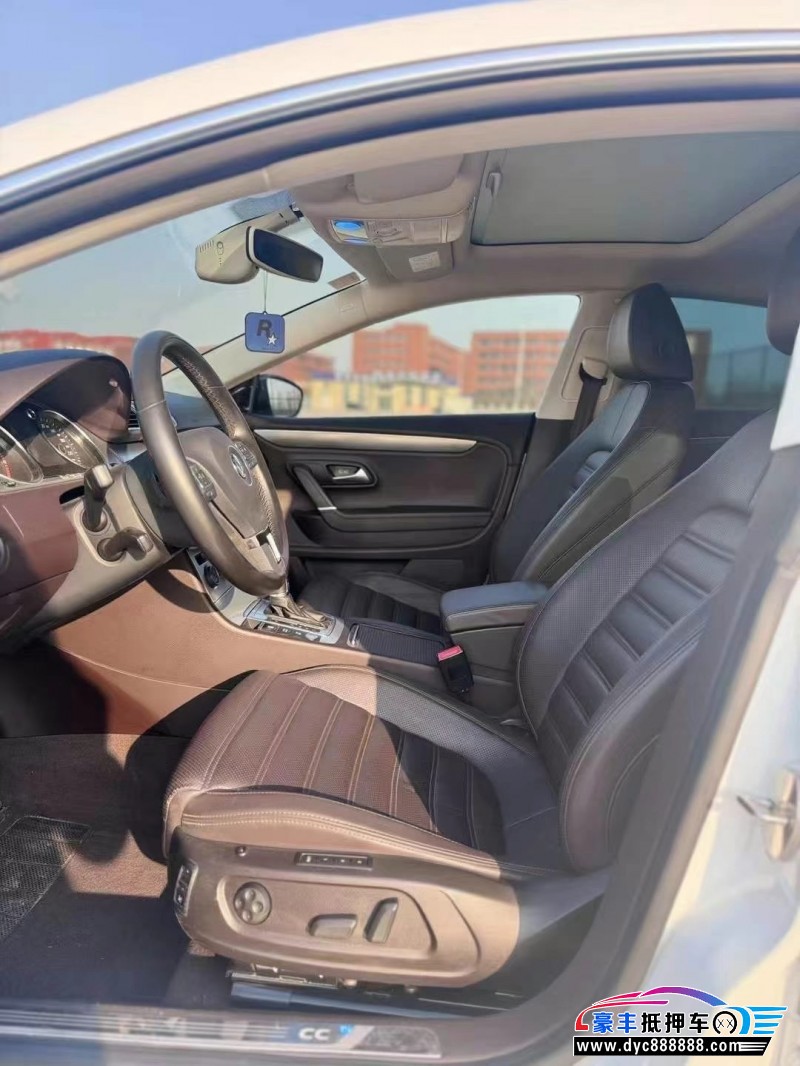 18年大众CC轿车抵押车出售