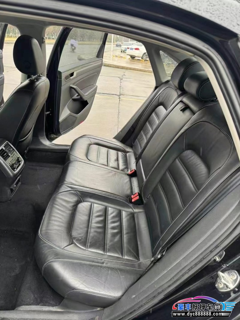 17年大众帕萨特轿车抵押车出售