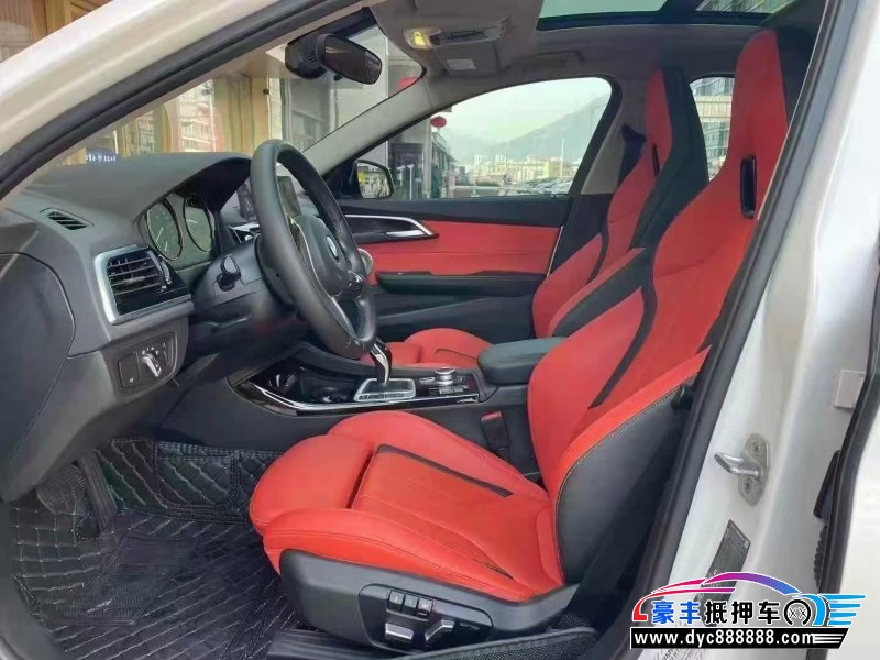 22年宝马1系轿车抵押车出售