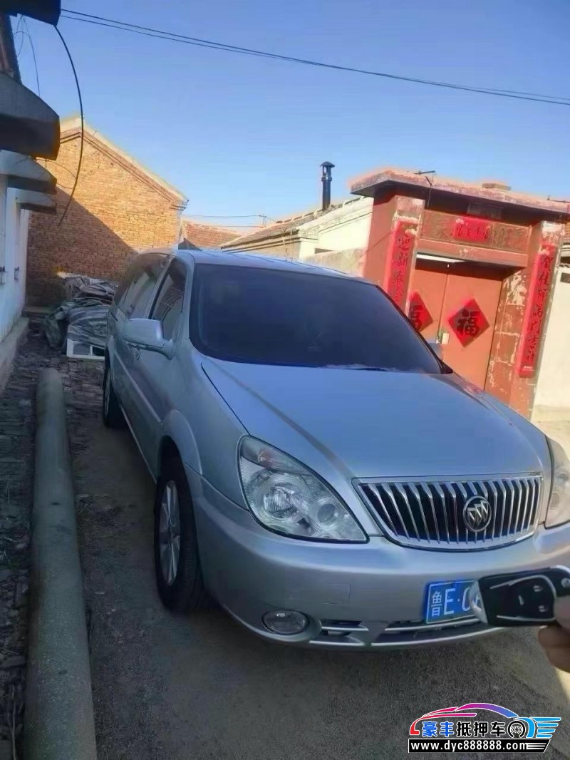 13年别克GL8MPV抵押车出售