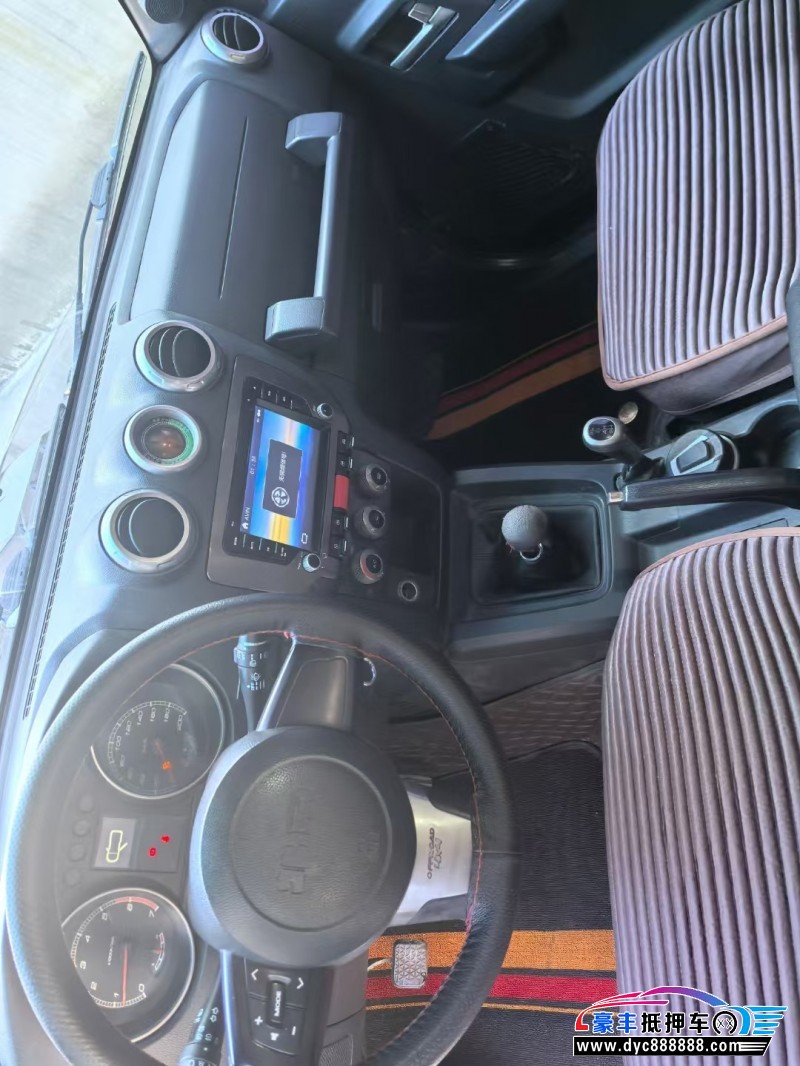 15年北京BJ40轿车抵押车出售