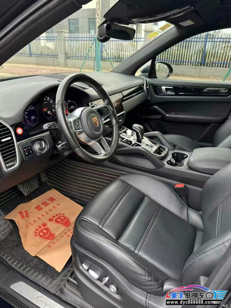 21年保时捷卡宴轿车抵押车出售