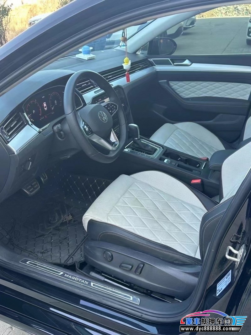 24年大众迈腾轿车抵押车出售