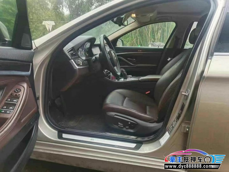 15年宝马5系轿车抵押车出售