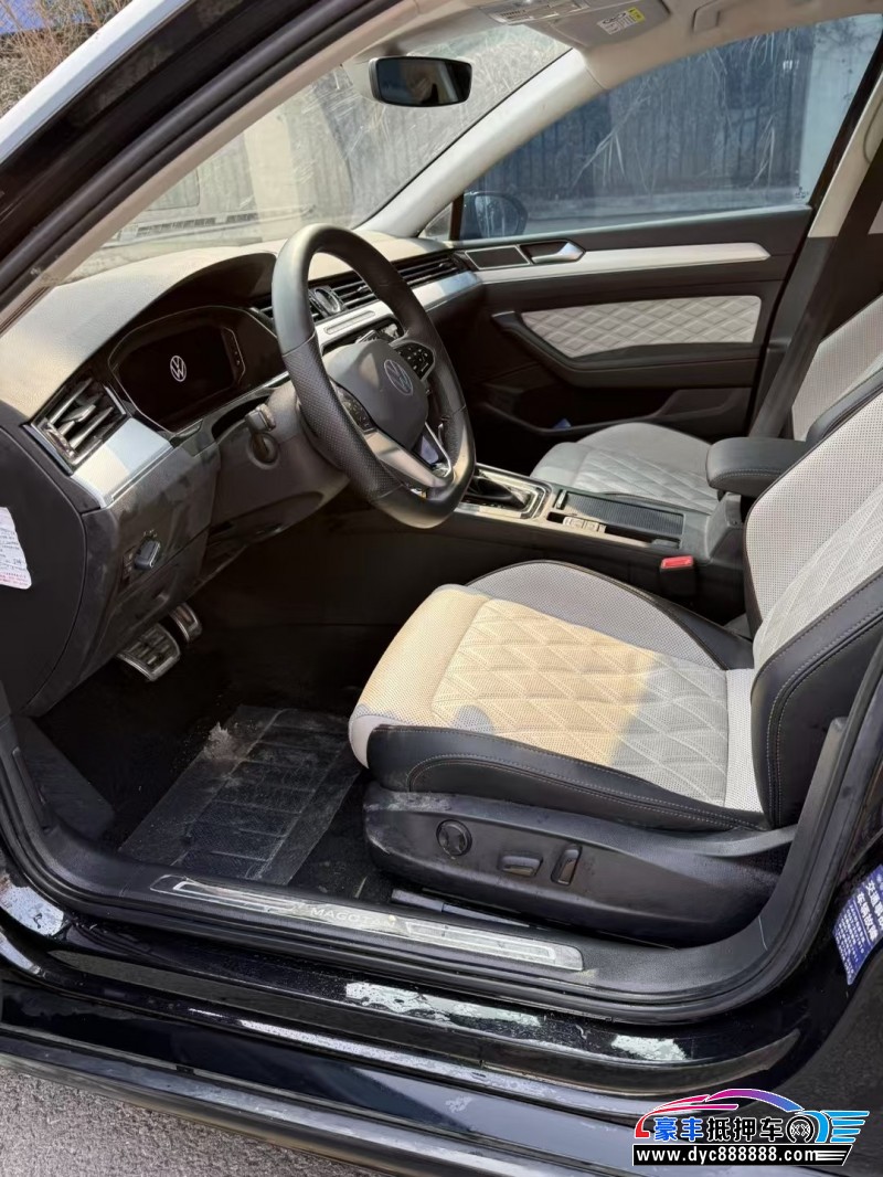 24年大众迈腾轿车抵押车出售