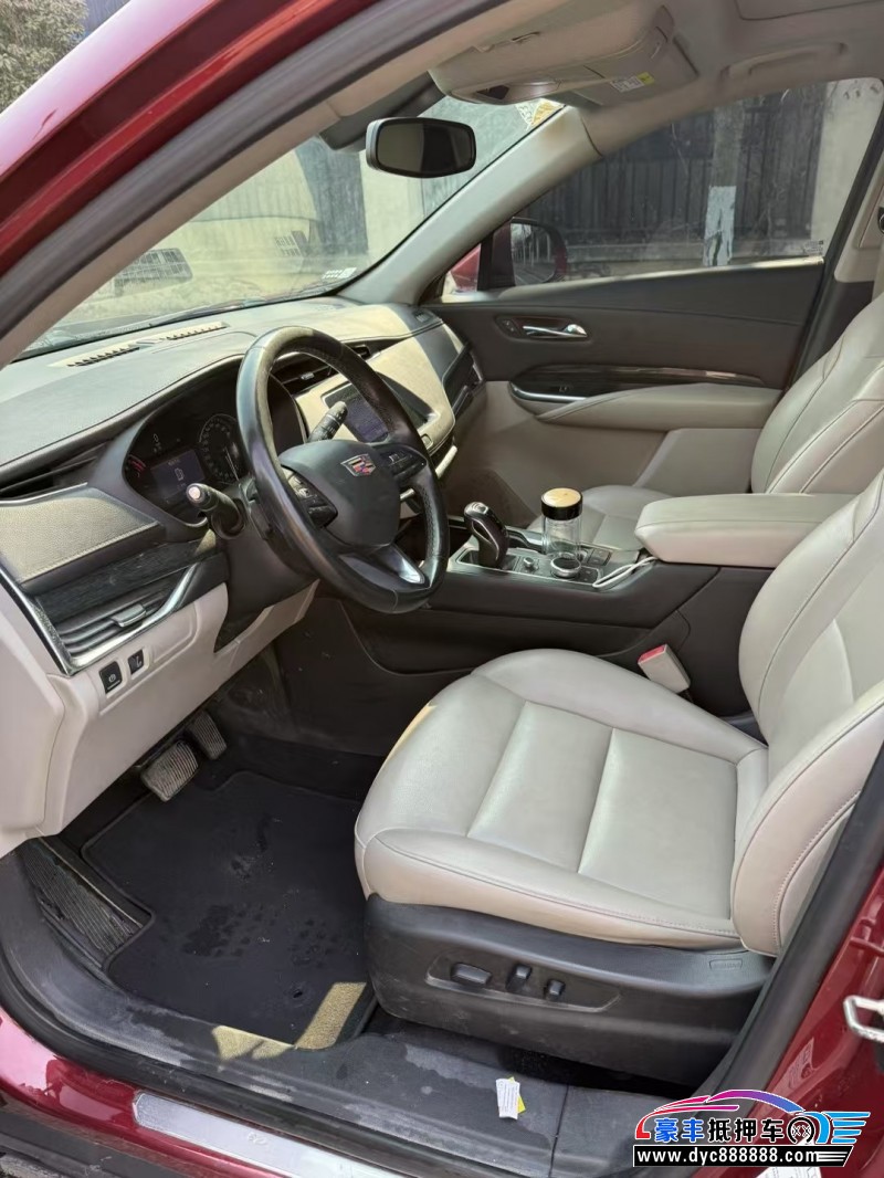 19年凯迪拉克XT4轿车抵押车出售