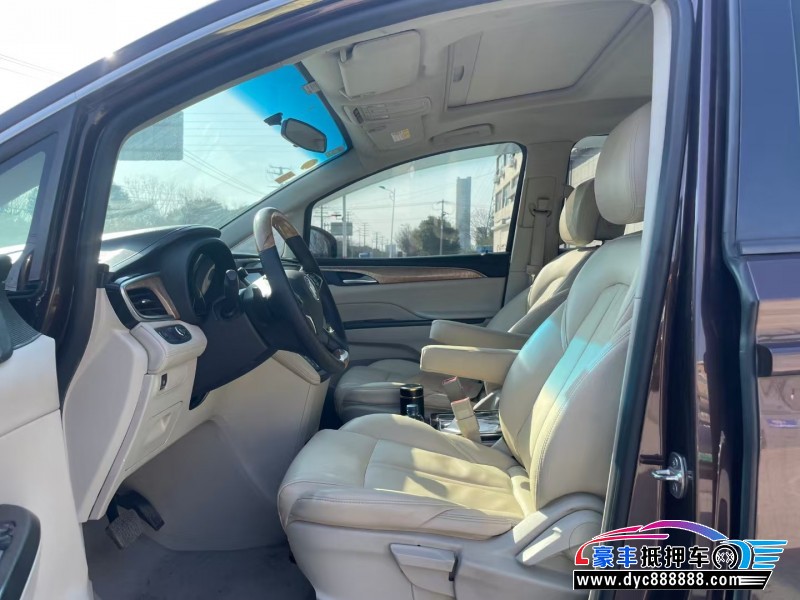 17年别克GL8MPV抵押车出售