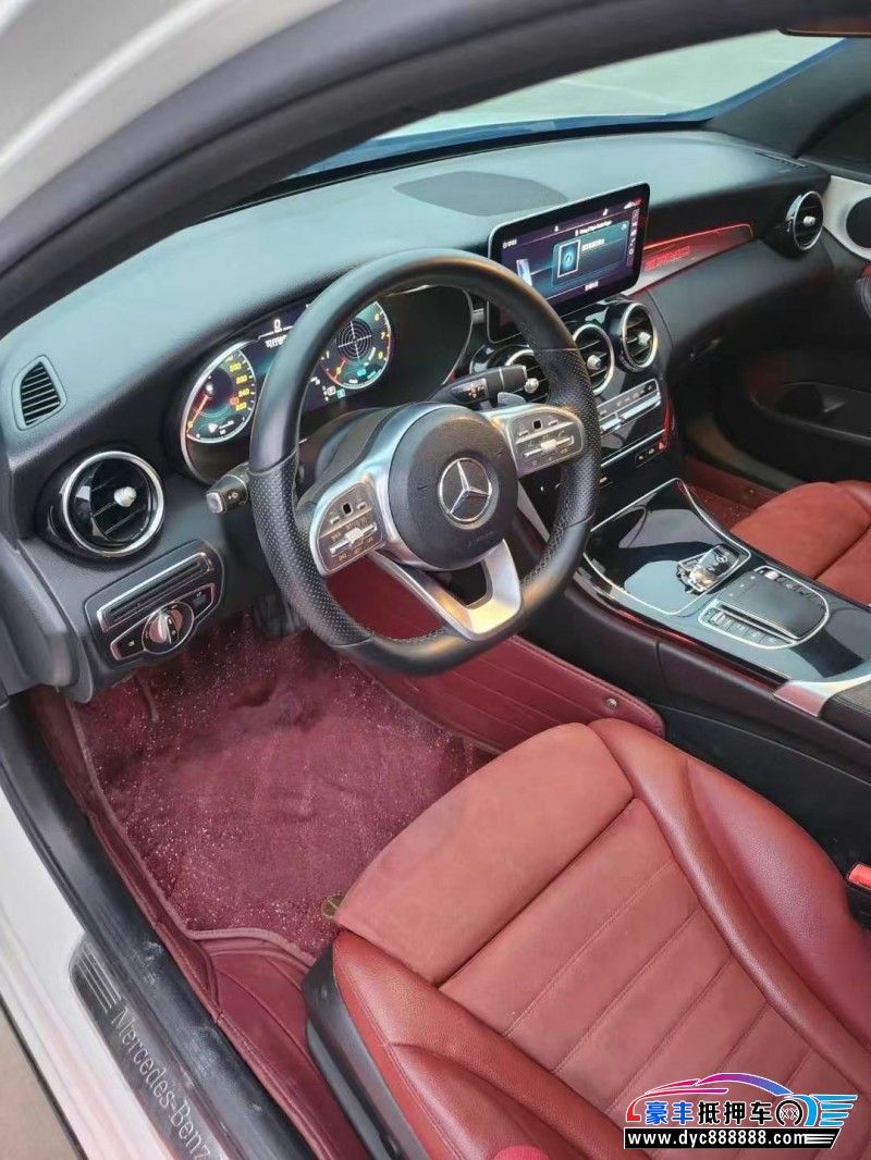 19年奔驰C轿车抵押车出售