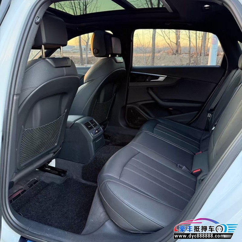 24年奥迪A4L轿车抵押车出售