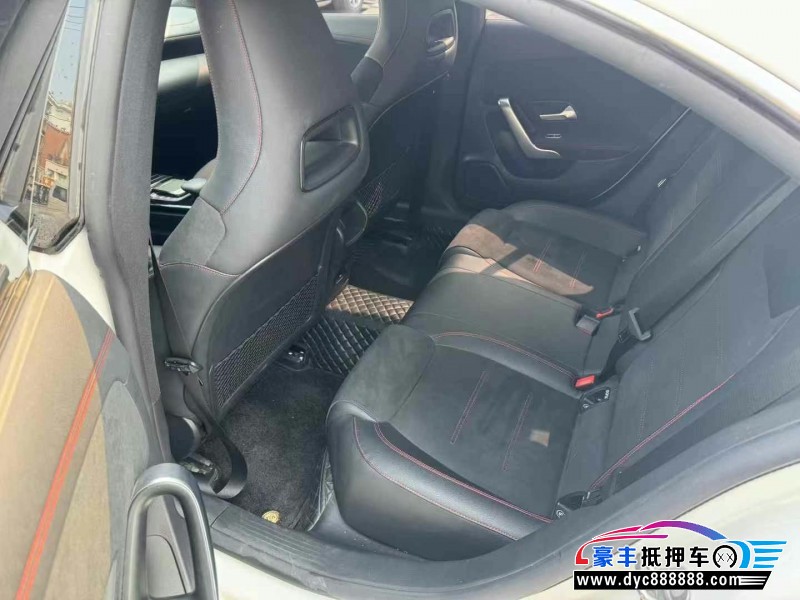 23年奔驰CLA轿车抵押车出售