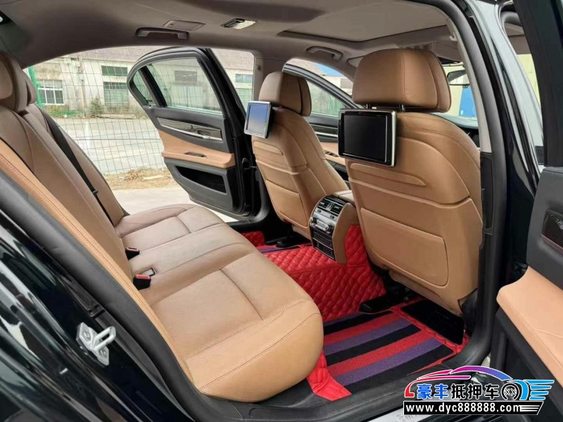 15年宝马7系轿车抵押车出售