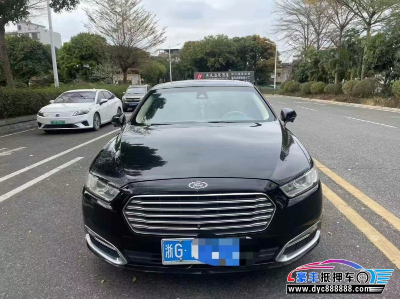 18年福特金牛座轿车抵押车出售