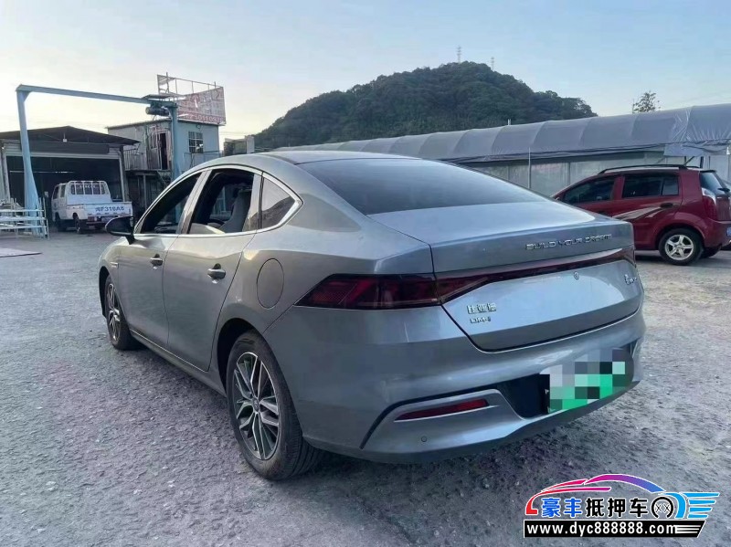 22年比亚迪秦轿车抵押车出售