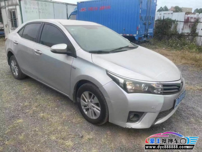 15年丰田卡罗拉轿车抵押车出售