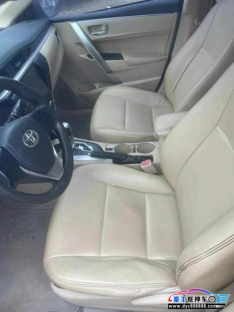 15年丰田卡罗拉轿车抵押车出售