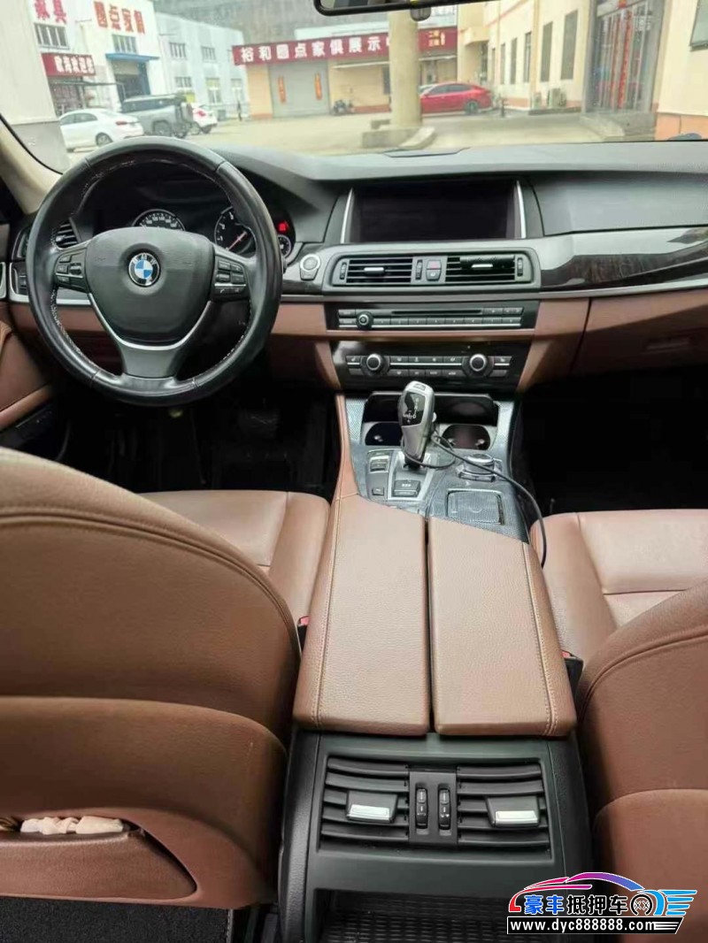 17年宝马5系轿车抵押车出售