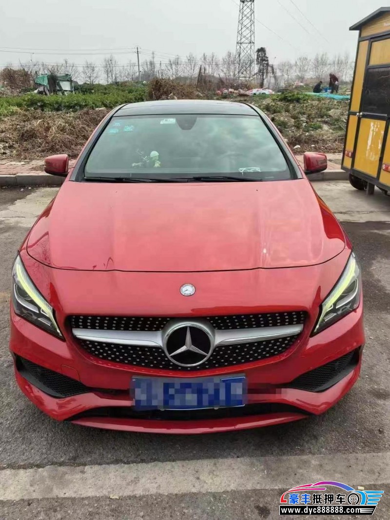 17年奔驰CLA轿车抵押车出售