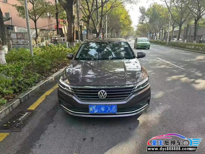 18年大众朗逸轿车抵押车出售