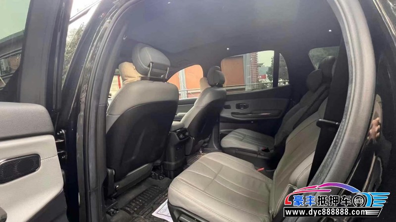 22年蔚来ES8轿车抵押车出售