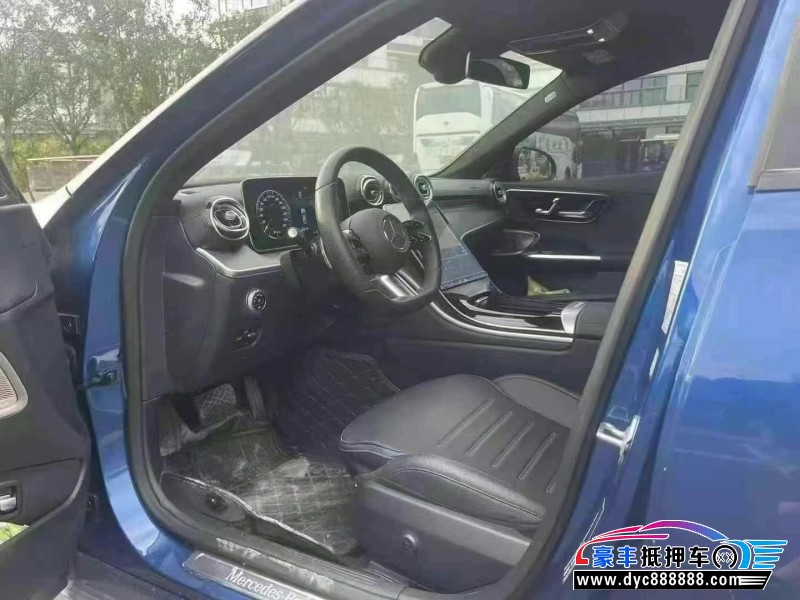 22年奔驰C轿车抵押车出售