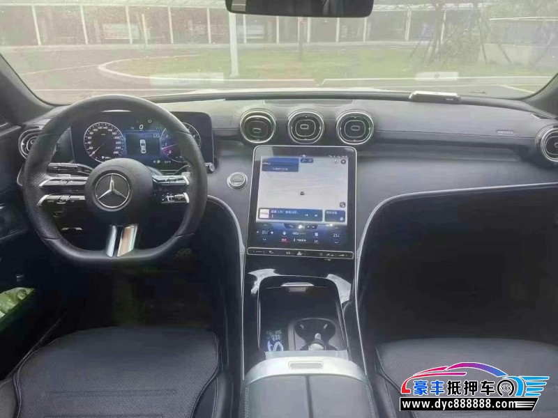 22年奔驰C轿车抵押车出售