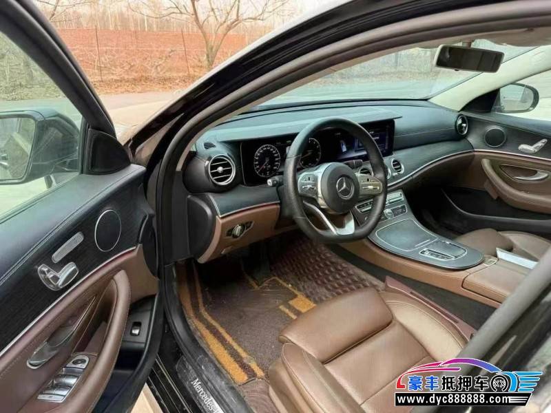 20年奔驰E轿车抵押车出售