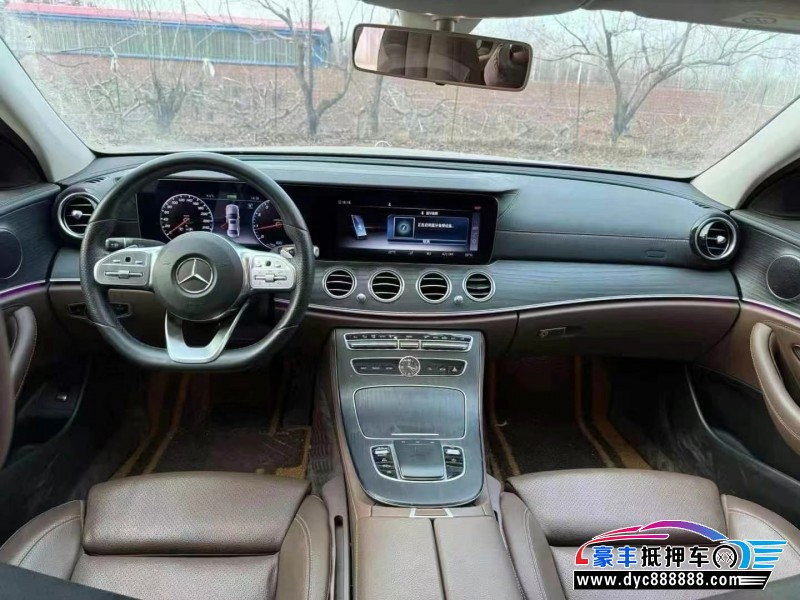 20年奔驰E轿车抵押车出售