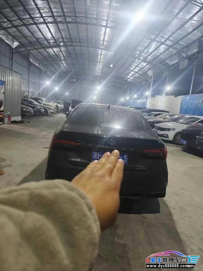 22年丰田亚洲龙轿车抵押车出售