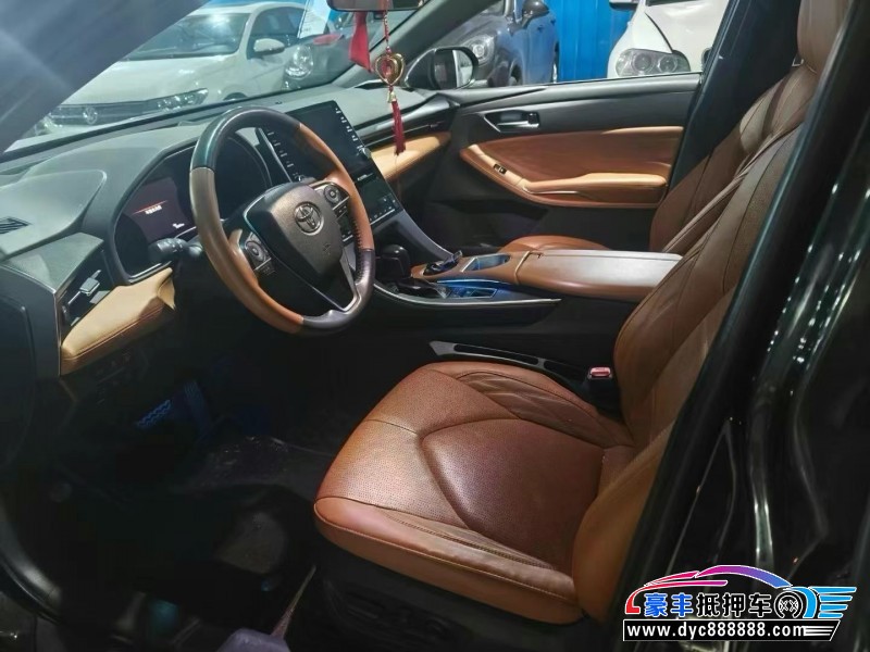 22年丰田亚洲龙轿车抵押车出售