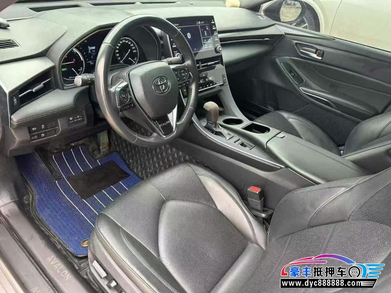 22年丰田亚洲龙轿车抵押车出售
