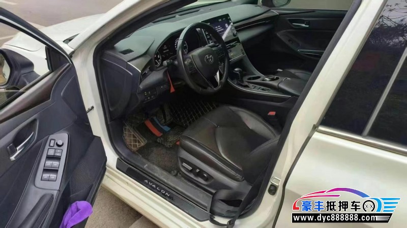 21年丰田亚洲龙轿车抵押车出售