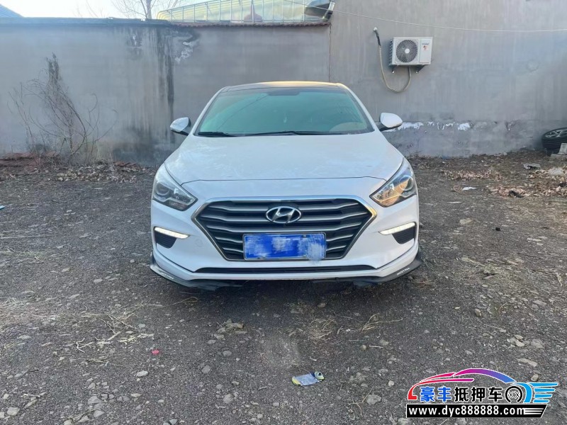 17年现代名图轿车抵押车出售