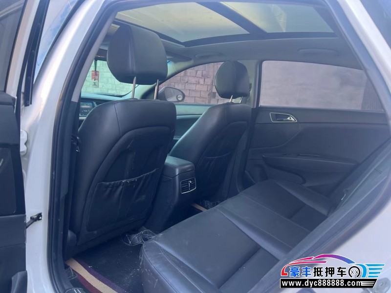 17年现代名图轿车抵押车出售