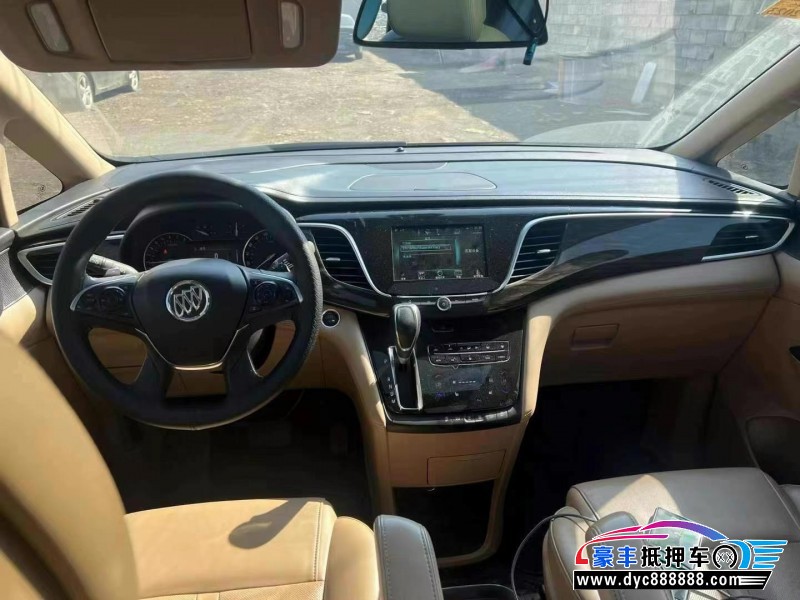 17年别克GL8MPV抵押车出售