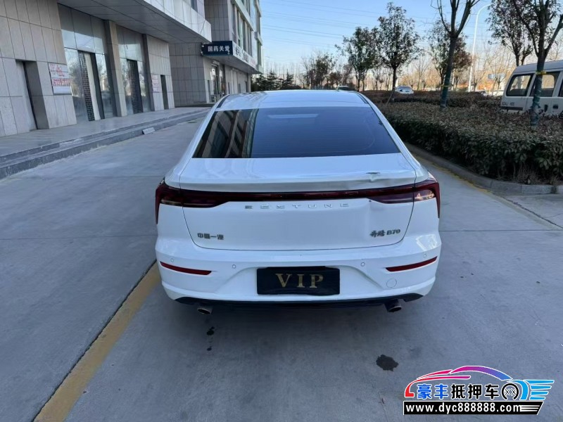 23年奔腾B70轿车抵押车出售