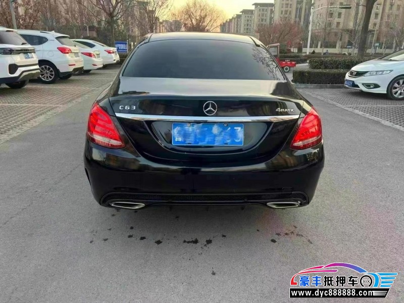 16年奔驰C轿车抵押车出售