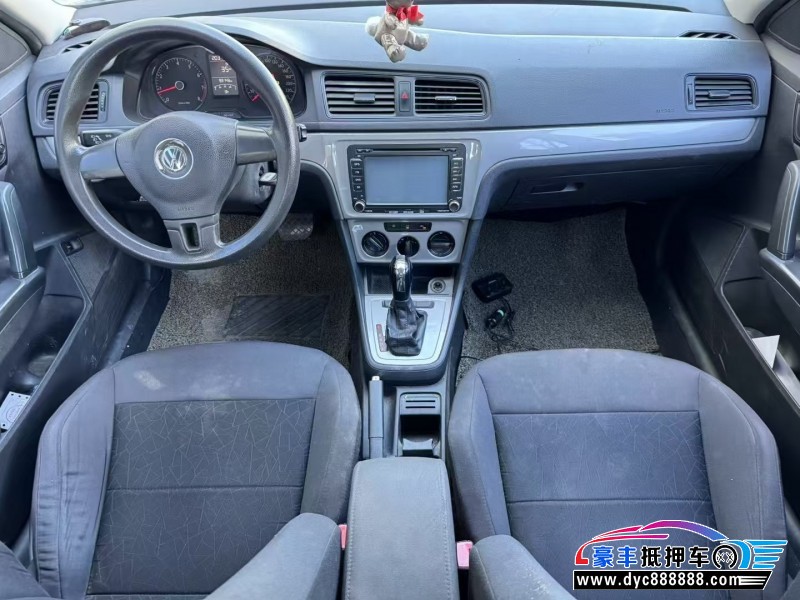 14年大众朗逸轿车抵押车出售