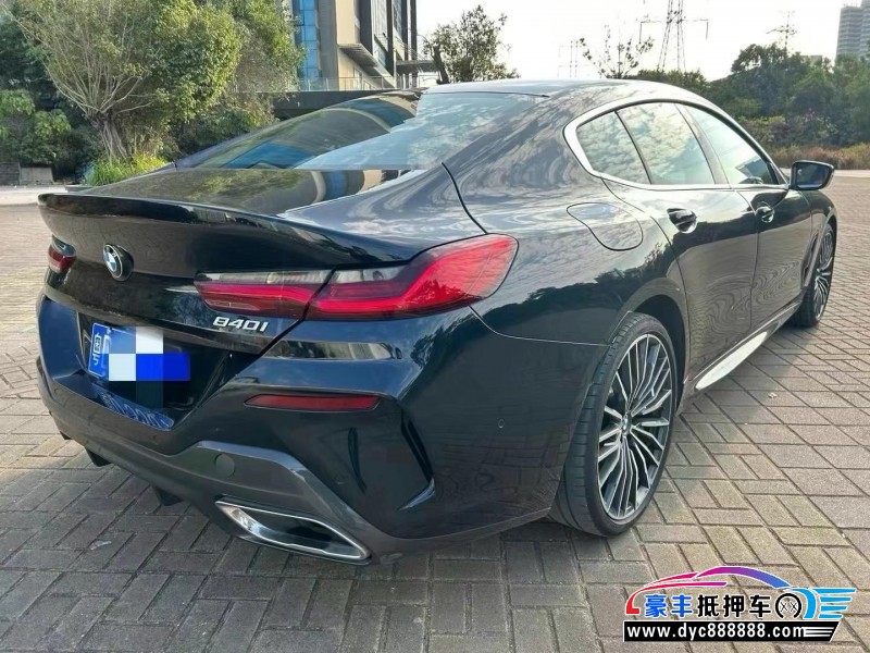 22年宝马8系轿车抵押车出售