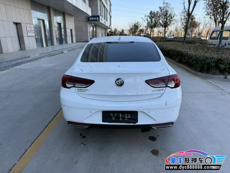 21年别克君威轿车抵押车出售