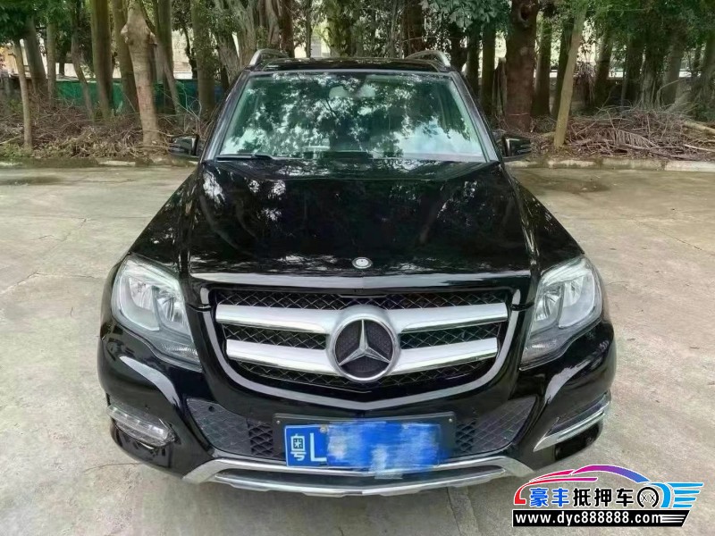15年奔驰GLK轿车抵押车出售