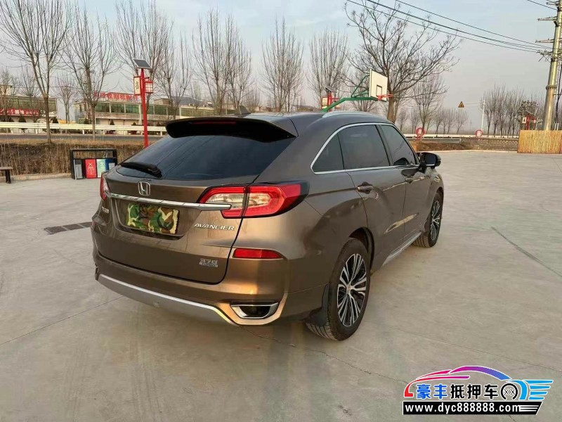 17年本田冠道轿车抵押车出售