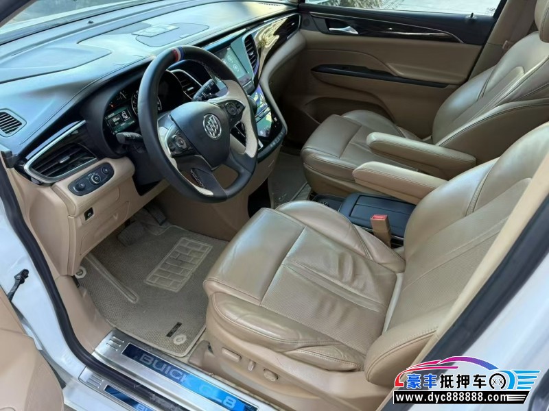 17年别克GL8轿车抵押车出售