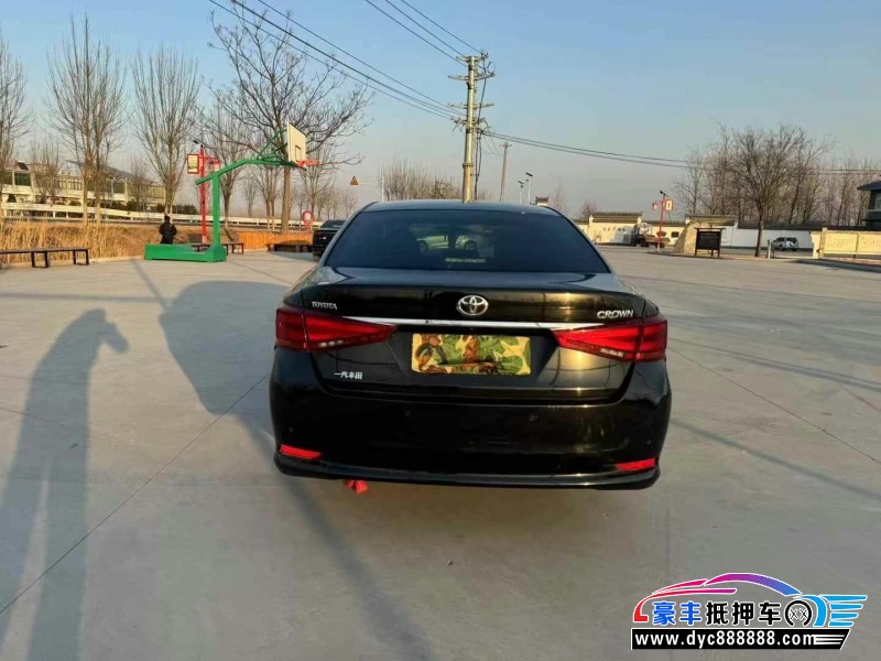 17年丰田皇冠轿车抵押车出售