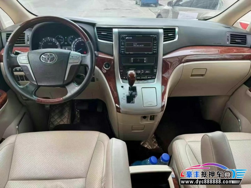 11年丰田埃尔法MPV抵押车出售