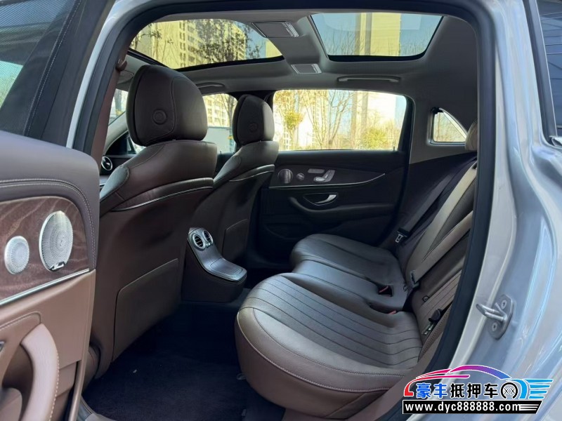 23年奔驰E轿车抵押车出售